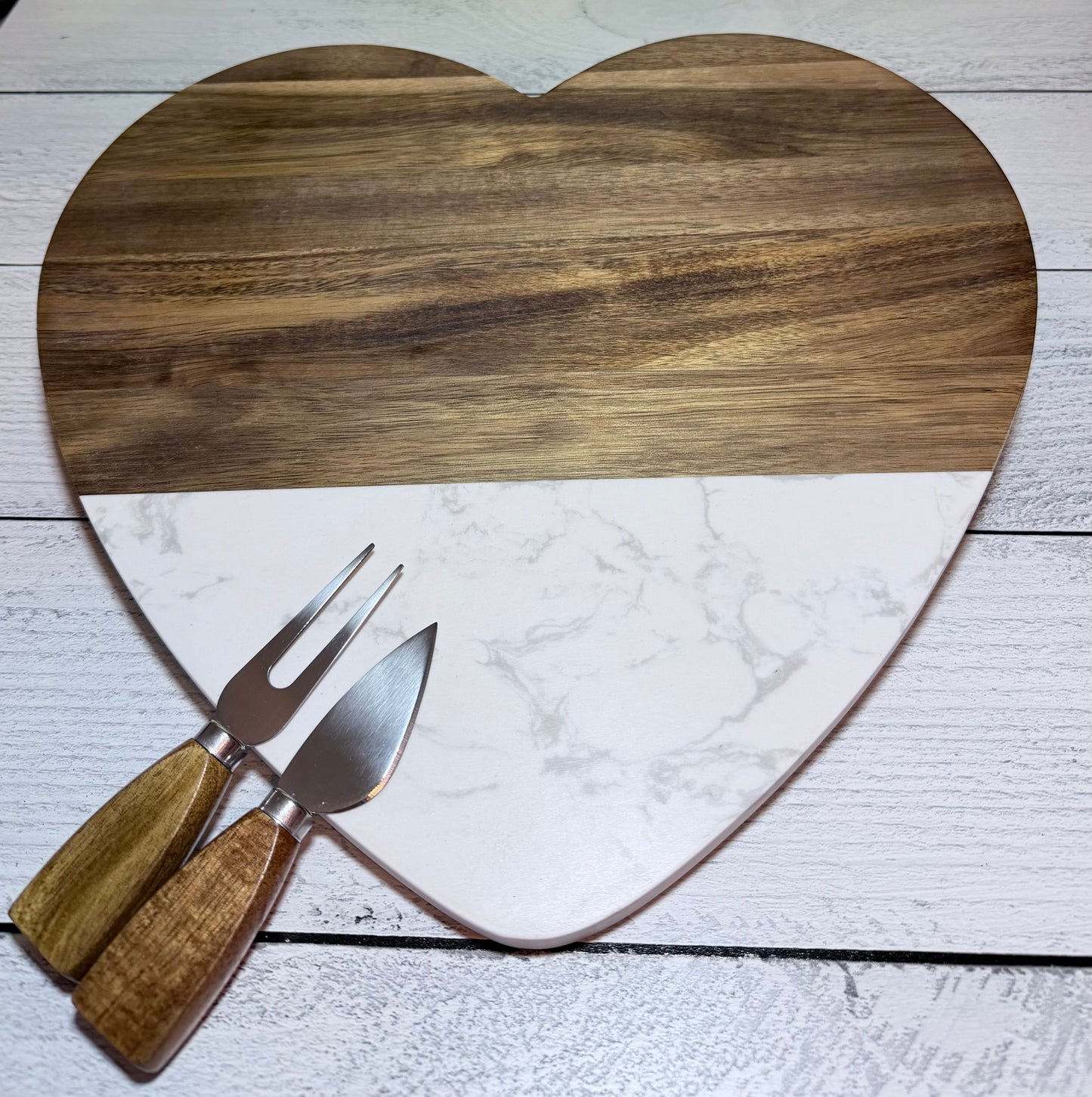 Marble and Acacia Cutting Board