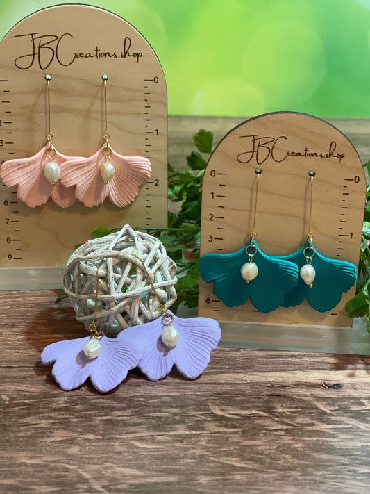 Ginkgo and the Pearl earrings